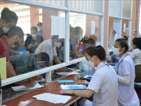 Gỡ khó trong đấu thầu thuốc, vật tư y tế