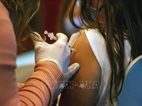 Nhà Trắng yêu cầu chi khẩn cấp hàng chục tỷ USD để phòng chống COVID-19 và bệnh đậu mùa khỉ