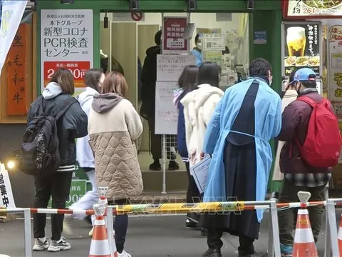 Nhật Bản rút ngắn thời gian cách ly phòng COVID-19 từ 10 ngày xuống 7 ngày