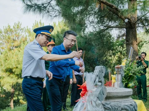 Nhiều hoạt động thiết thực trong 'Ngày hội thanh niên với biển, đảo Tổ quốc'