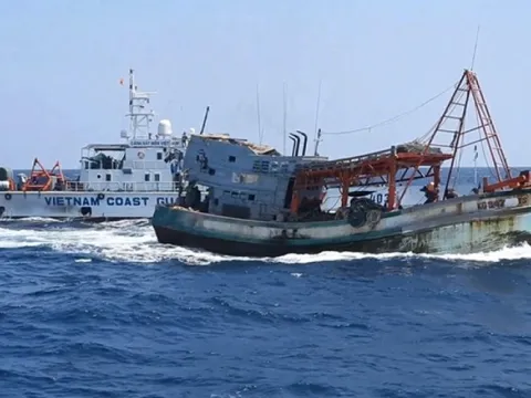 Dùng máy bay không người lái tuần tra, kiểm soát khai thác hải sản bất hợp pháp