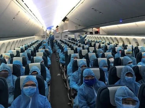 Chuyến bay “giải cứu”: Nghiêm trị những kẻ làm méo mó chủ trương nhân đạo