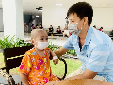 Lá thư người mẹ có 2 con ung thư cảm ơn bác sĩ