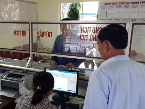 Tăng lương đối với cán bộ, công chức, viên chức sẽ được triển khai từ năm 2023