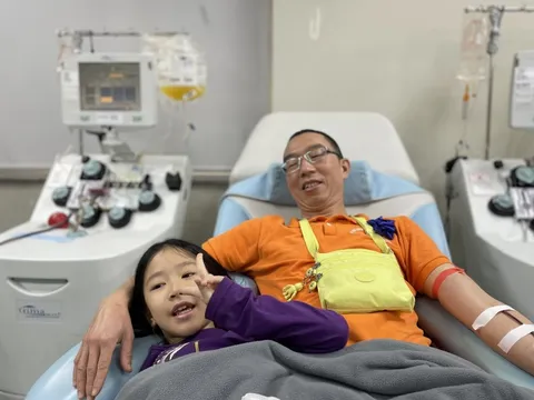 Những người lặng lẽ giúp bệnh nhân không quen giữa dịch sốt xuất huyết