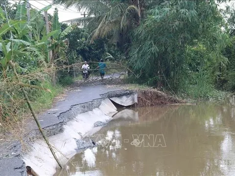 Sạt lở khu vực đầu nguồn sông Tiền diễn biến phức tạp