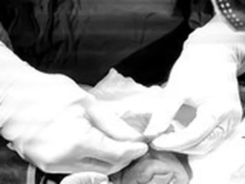 Nguy cơ thiếu thuốc điều trị vì hết hạn hàng loạt giấy đăng kí lưu hành