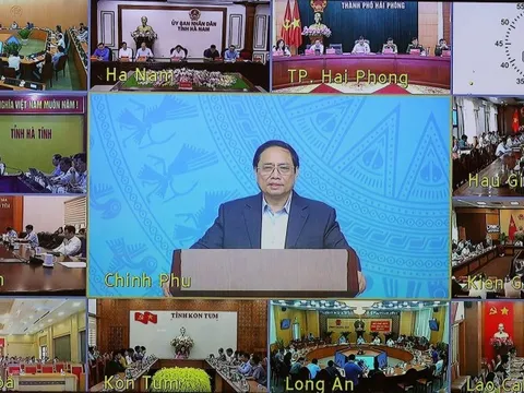 Nghiên cứu, điều chỉnh chính sách phòng, chống dịch COVID-19 phù hợp với tình hình mới