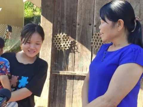 Những cô giáo miền xuôi ở lại Pa Ủ: Bám bản, gieo chữ cho học sinh