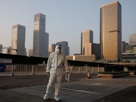 Trung Quốc ghi nhận số ca mắc COVID-19 cao kỷ lục sau khi nới lỏng biện pháp phòng dịch