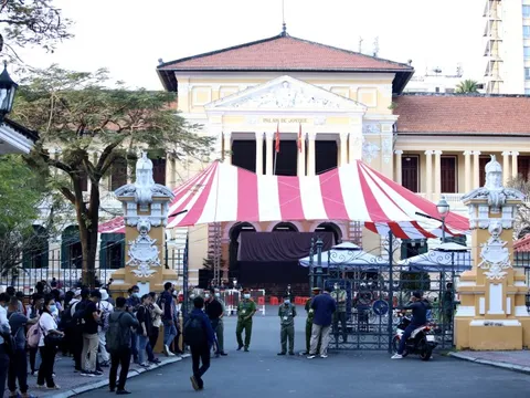 Hàng trăm cảnh sát đảm bảo an ninh phiên xử vụ bạo hành bé gái