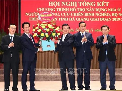 Dựng mái ấm cho người nghèo, tạo cầu nối đưa chủ trương của Đảng vào cuộc sống