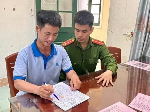 Vượt hơn 1.000km để trả tiền lại cho người chuyển nhầm