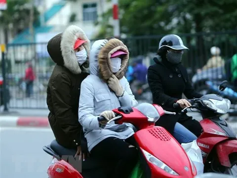 Chuyên gia lưu ý quan trọng để cha mẹ giữ sức khỏe cho trẻ khi trời trở lạnh