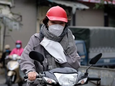 Miền Bắc rét đậm, miền Trung bước vào đợt mưa rất lớn