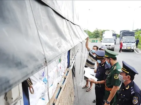 Đẩy mạnh đấu tranh chống buôn lậu, gian lận thương mại dịp Tết Nguyên đán 2023