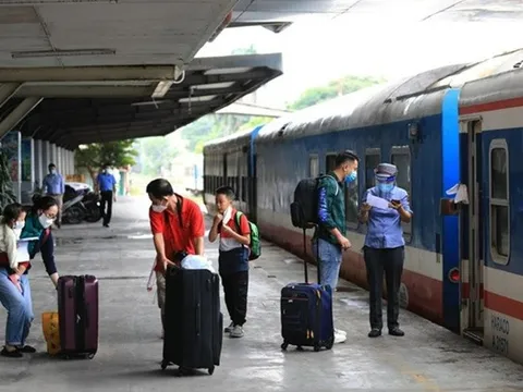 Nhiều doanh nghiệp cho nghỉ tết dài cả 2 tháng