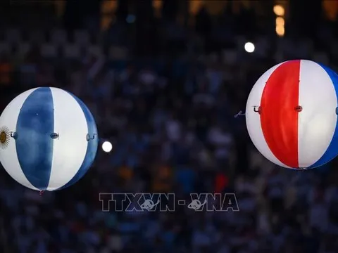 Lễ bế mạc World Cup 2022: 'Một đêm để nhớ' ấn tượng và lắng đọng