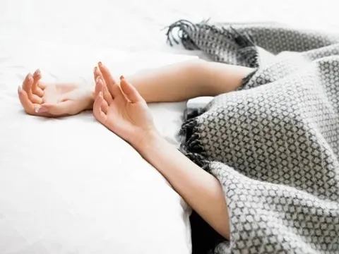 Bỏ ngay 7 sai lầm khi ngủ vào mùa đông kẻo bệnh tật “gõ cửa”