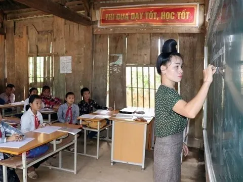 Phấn đấu đến năm 2030 xóa bỏ 100% phòng học mầm non học nhờ, học tạm