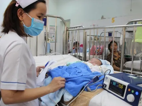 Nhiều trẻ nhập viện vì bệnh hô hấp