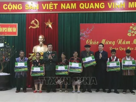 Thường trực Ban Bí thư Võ Văn Thưởng dự chương trình 'Xuân Biên phòng ấm lòng dân bản'