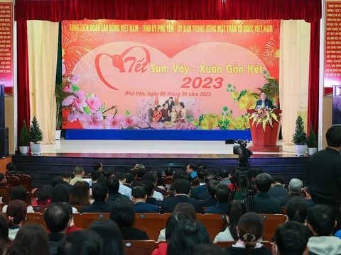 Thủ tướng: Dành nguồn lực xây dựng 1 triệu căn hộ nhà ở xã hội cho người lao động