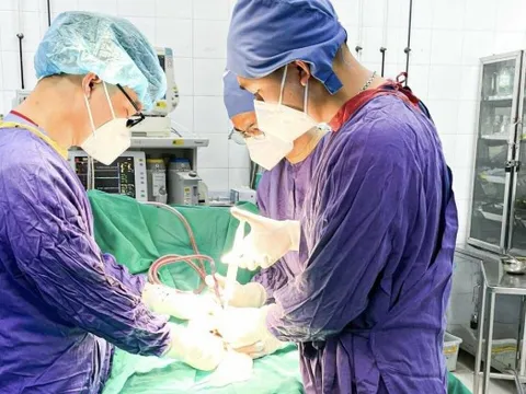 Liên tiếp các ca xoắn tinh hoàn trẻ tuổi, nhận diện dấu hiệu sớm ra sao?