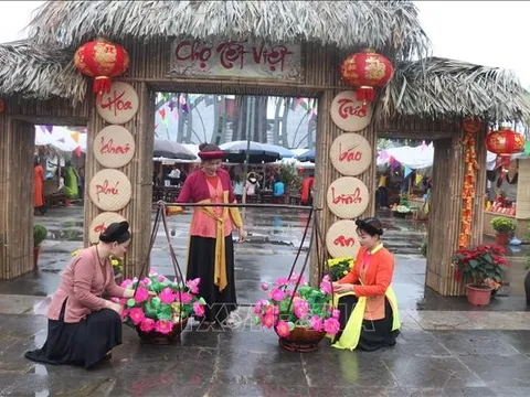 Khơi dậy ký ức về chợ Tết xưa 