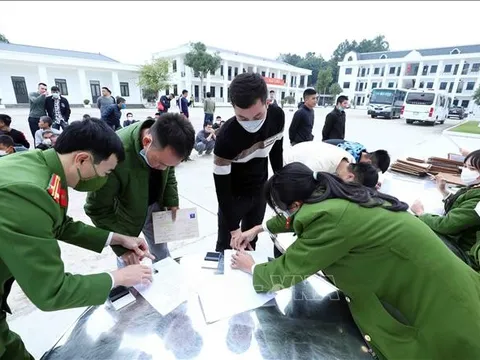 Ngày trở về đúng dịp Tết, niềm vui của những người từng lầm lỗi