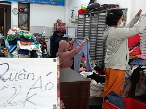 Quán cơm Nụ Cười vẫn mở cửa giúp người nghèo có Tết