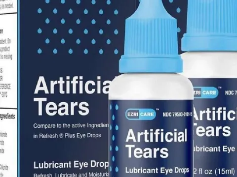 CDC Mỹ khuyến cáo ngừng dùng thuốc nhỏ mắt nghi khiến 50 người nhiễm khuẩn, 1 người tử vong