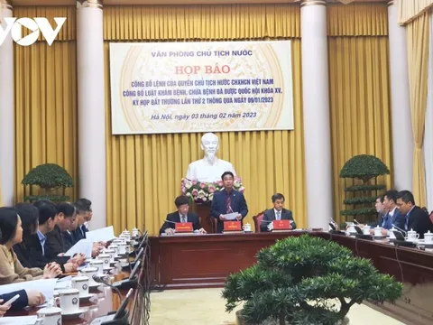 Công bố Lệnh của quyền Chủ tịch nước về Luật vừa được Quốc hội thông qua