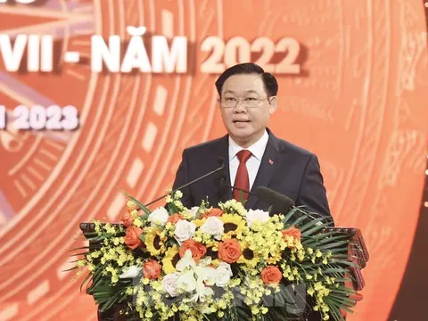 Chủ tịch Quốc hội: "Báo chí tích cực đấu tranh phòng, chống tham nhũng, tiêu cực"