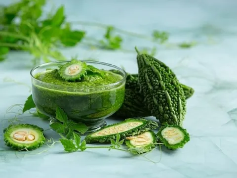 3 món ăn đắng ngắt nhưng lại là "khắc tinh" ung thư