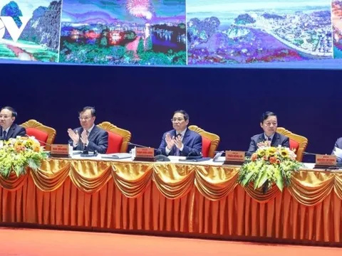 Thủ tướng chủ trì Hội nghị phát triển vùng Đồng bằng sông Hồng