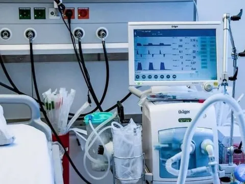 Chính phủ tiếp tục ra nghị quyết tháo gỡ vướng mắc về thuốc, trang thiết bị y tế