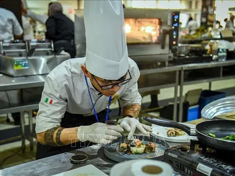 Chàng trai Đà Lạt giành 4 huy chương quốc tế với món ăn đậm hương vị Việt