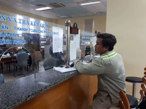 Bộ LĐTBXH nêu phương án giải quyết chế độ cho hơn 200.000 lao động bị nợ BHXH