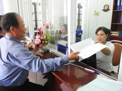 Đề xuất tăng mức hưởng tiền trợ cấp với lao động thừa năm tham gia BHXH