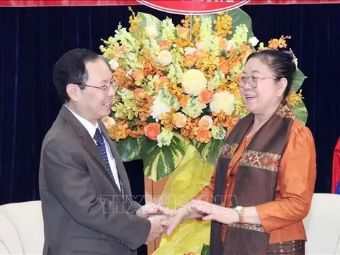 Lãnh đạo TP Hồ Chí Minh chúc mừng Tết cổ truyền Bunpimay của Lào