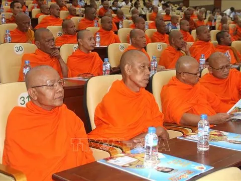 Thăm, chúc Tết cổ truyền đồng bào Khmer tại Trà Vinh ​