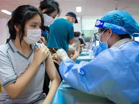 Chuyên gia nhận định về nguy cơ làn sóng COVID-19 mới ở Trung Quốc