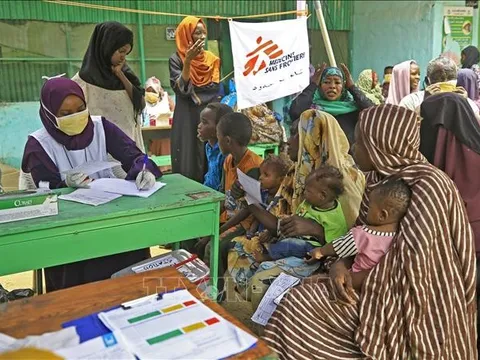 WHO kêu gọi tạo hành lang nhân đạo cho nhân viên y tế tại Sudan