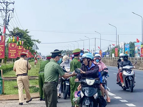 Những chai nước suối nghĩa tình