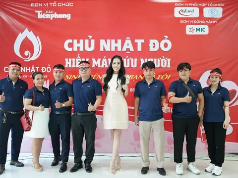 Ngày hội Chủ nhật Đỏ thu hút đông đảo bạn trẻ tham gia hiến máu