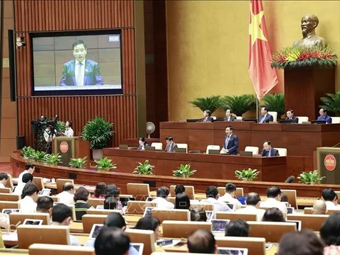 Ngày 8/6, Quốc hội tiếp tục chất vấn lĩnh vực GTVT và thảo luận cơ chế, chính sách đặc thù phát triển TP Hồ Chí Minh