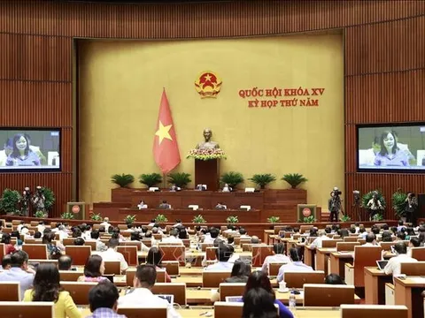 Ngày 22/6, Quốc hội thông qua hai Nghị quyết và hai Luật quan trọng