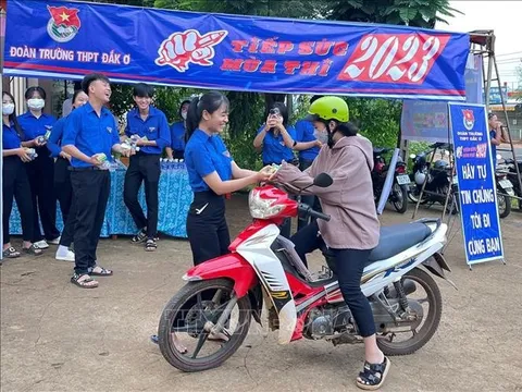 Kịp thời hỗ trợ thí sinh có hoàn cảnh khó khăn ở Bù Gia Mập, Bình Phước