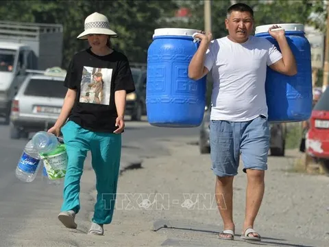 Liên hợp quốc cảnh báo nguy cơ biến đổi khí hậu phủ bóng tương lai nhân loại